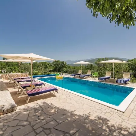 Villa Old Garden